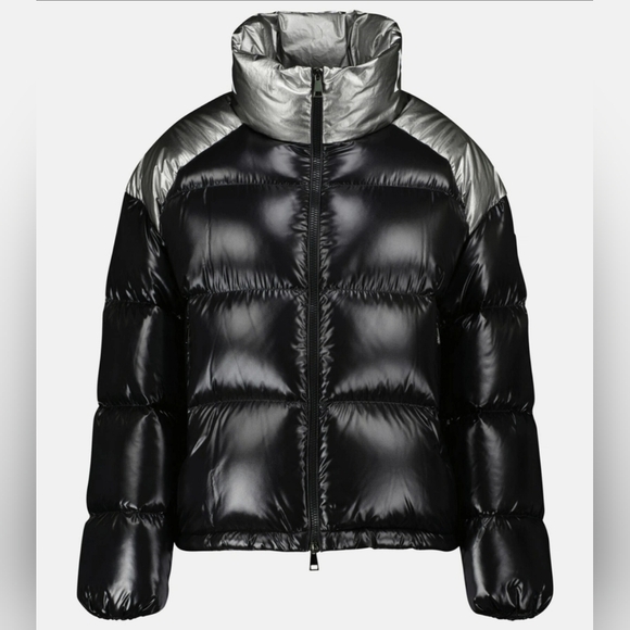 Moncler - Cuscute high-neck down jacket Excellent Conditions - Picture 5 of 16